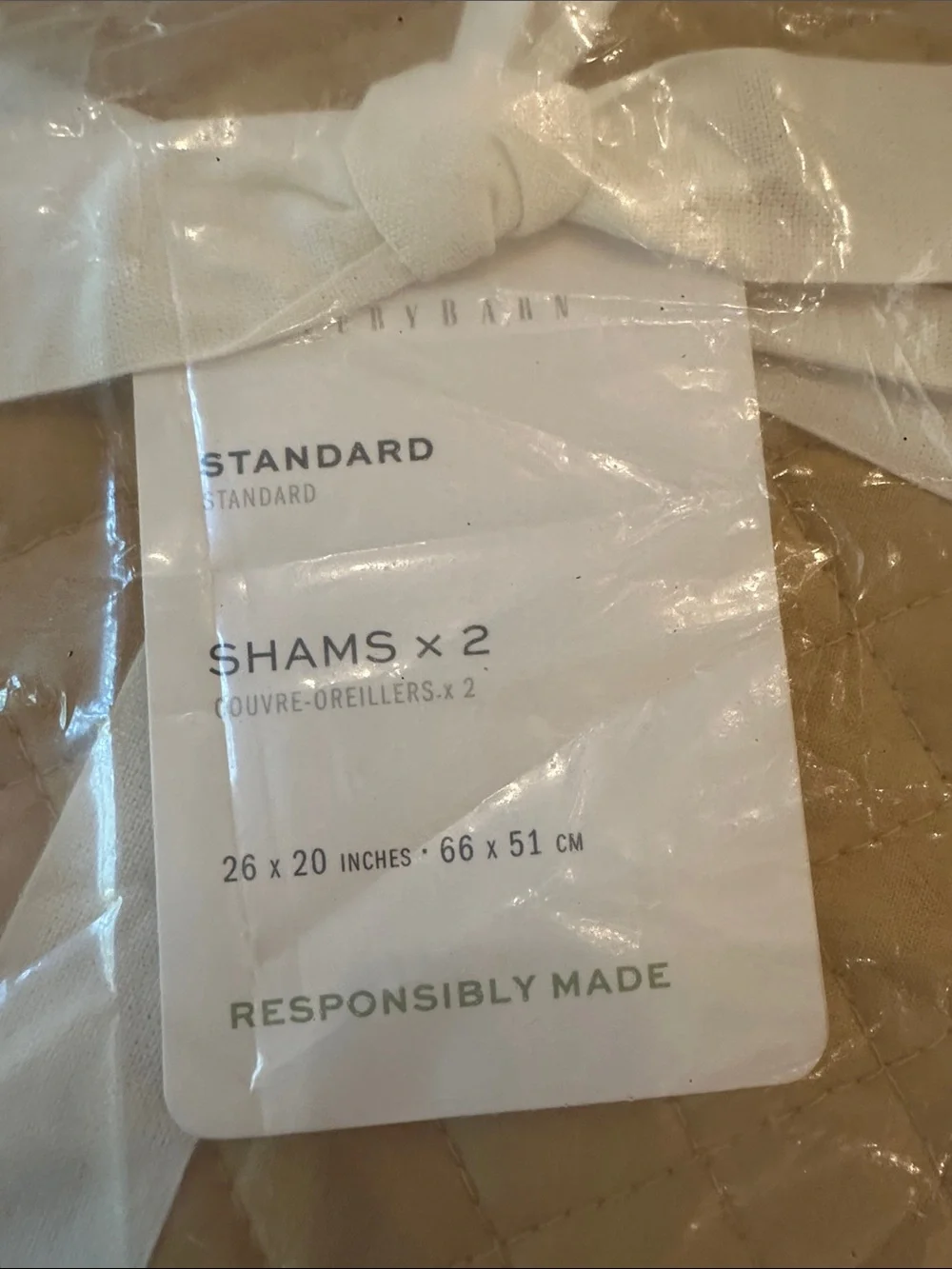 Pottery Barn Heirloom Scalloped Quilted Bedspread Set with shams in Harvest Gold